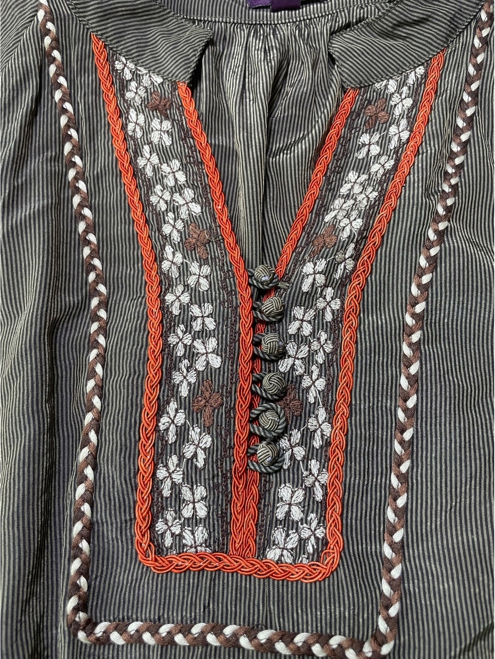 Lulumari Small Brown Floral Embroidered Blouse Cottagecore size small-004 - Picture 2 of 8